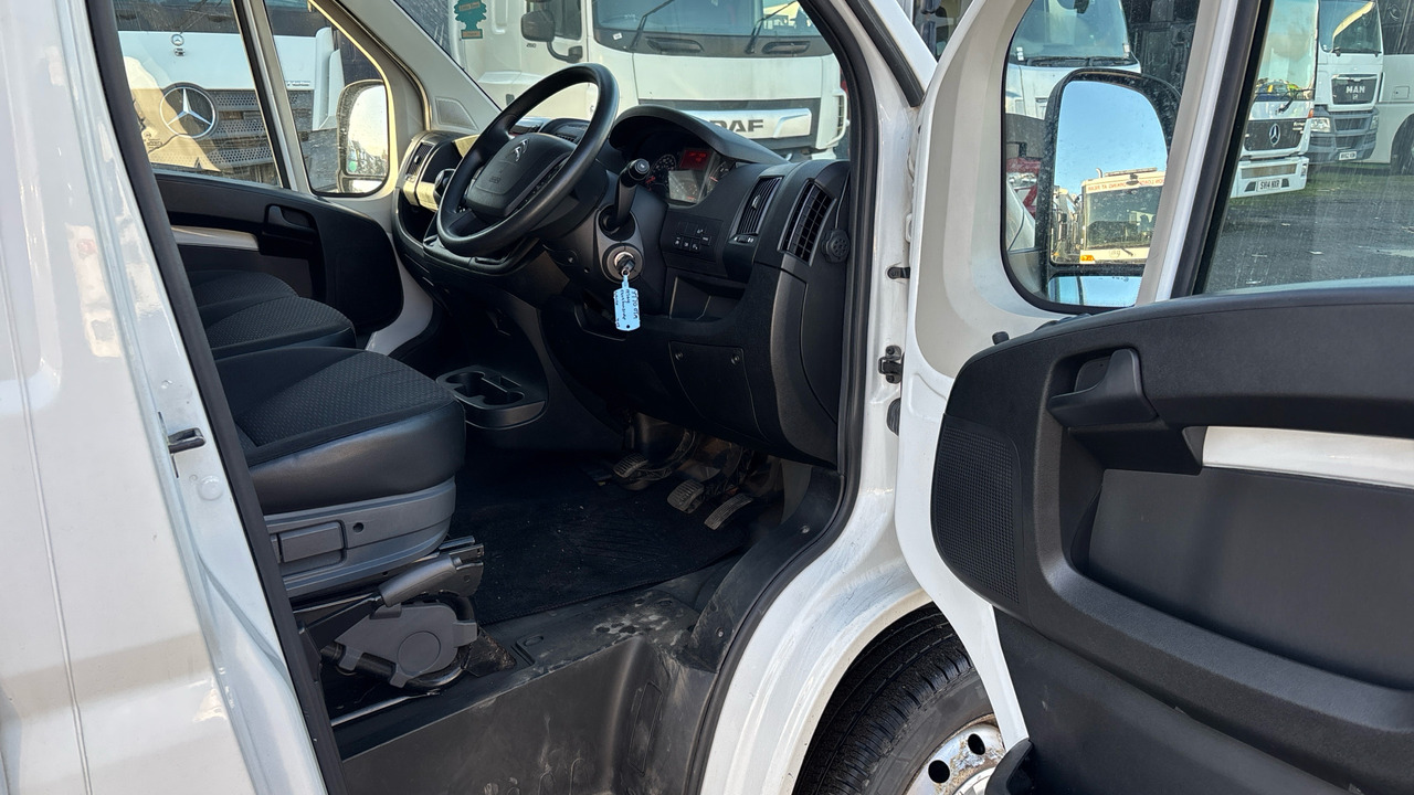 CITROEN RELAY 2.2 BlueHDi Curtainside 165ps - Other: picture 5 CITROEN RELAY 2.2 BlueHDi Curtainside 165ps - Other: picture 5