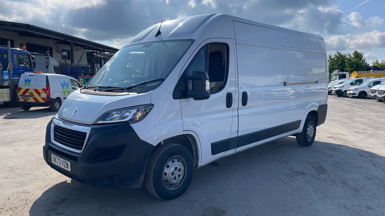 Peugeot Boxer 335 2.2 BLUEHDI PROFESSIONAL 140PS - Panel van: picture 2 Peugeot Boxer 335 2.2 BLUEHDI PROFESSIONAL 140PS - Panel van: picture 2