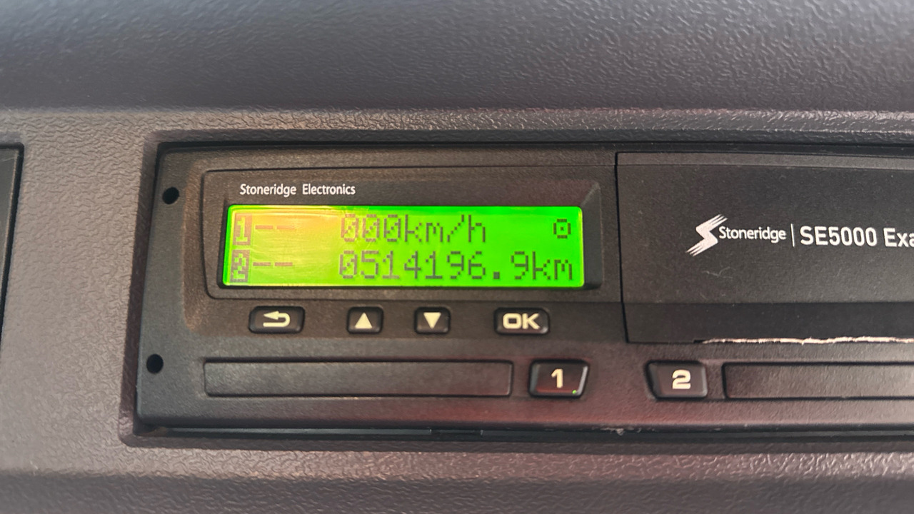 Dropside/ Flatbed truck, Crane truck SCANIA P 450: picture 9