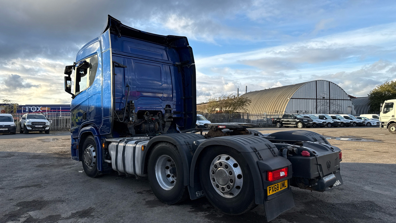 SCANIA R  450 - Tractor truck: picture 3 SCANIA R  450 - Tractor truck: picture 3