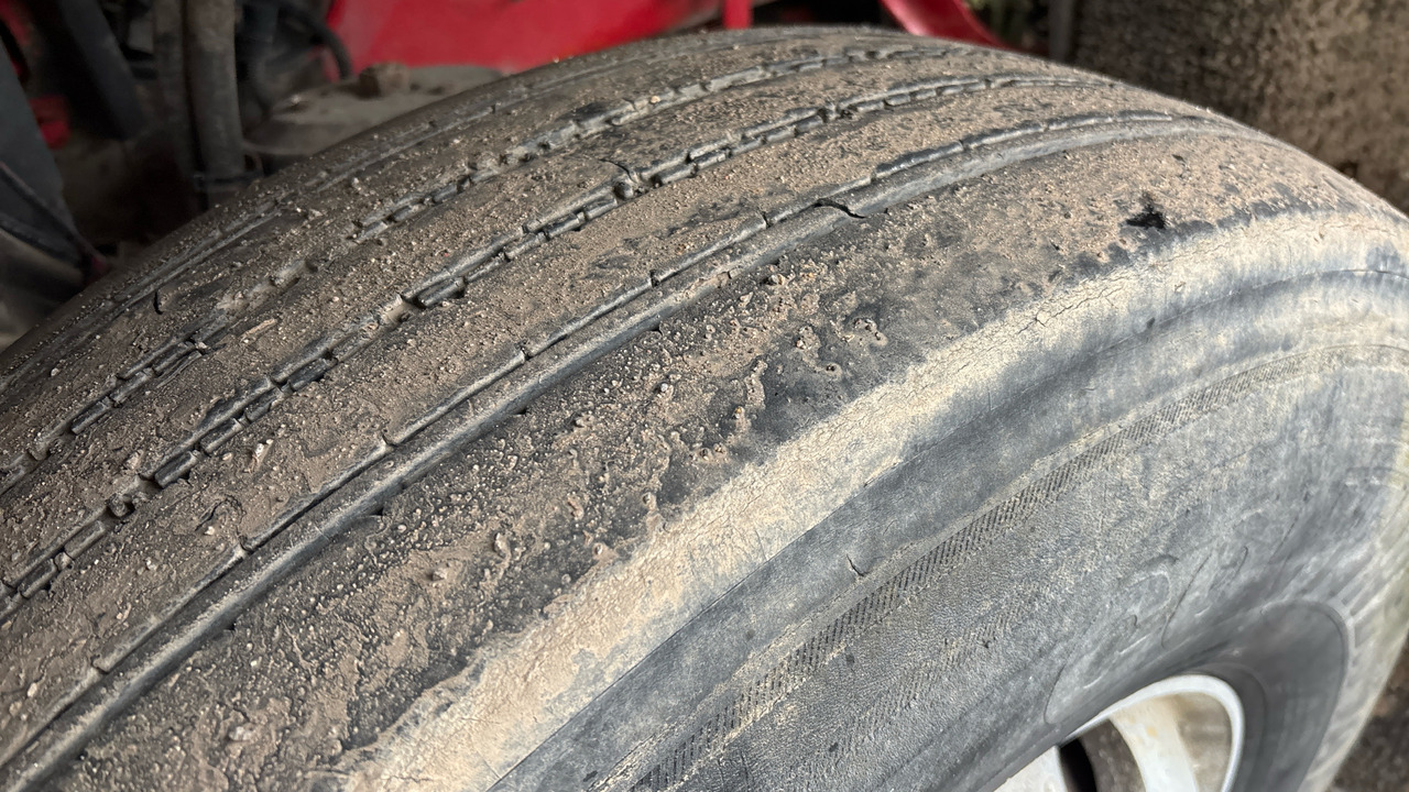 Tractor truck VOLVO FM 12: picture 22