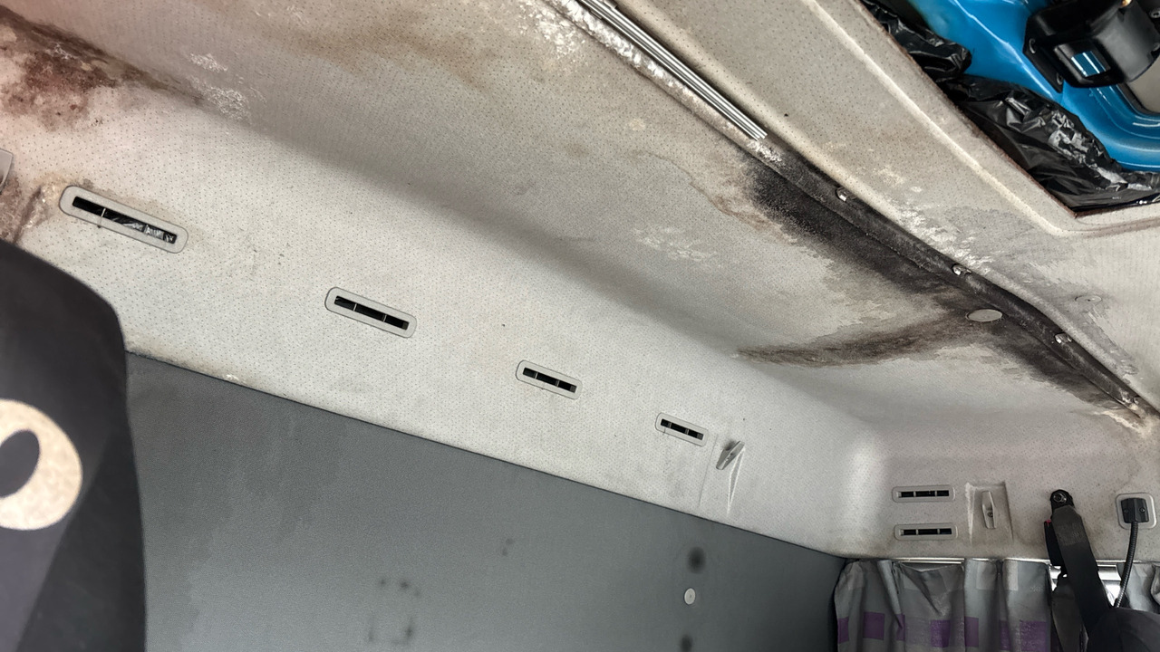 Tractor truck VOLVO FM 12: picture 12