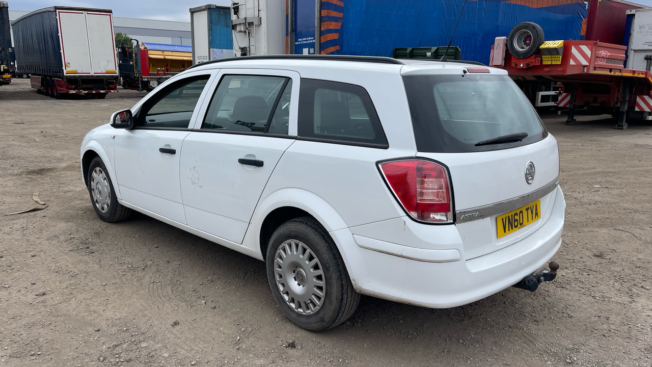VAUXHALL ASTRA 1.7 CDTi 16V ECOFLEX 110PS - Car: picture 3 VAUXHALL ASTRA 1.7 CDTi 16V ECOFLEX 110PS - Car: picture 3