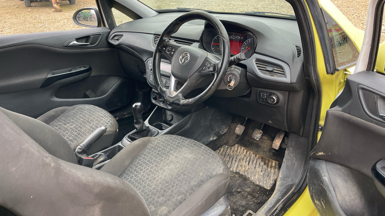 VAUXHALL CORSA 1.3 CDTI - Car: picture 5 VAUXHALL CORSA 1.3 CDTI - Car: picture 5
