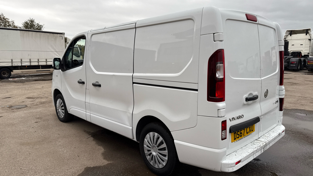 VAUXHALL VIVARO 2700 1.6CDTI 120PS - Small van: picture 3 VAUXHALL VIVARO 2700 1.6CDTI 120PS - Small van: picture 3