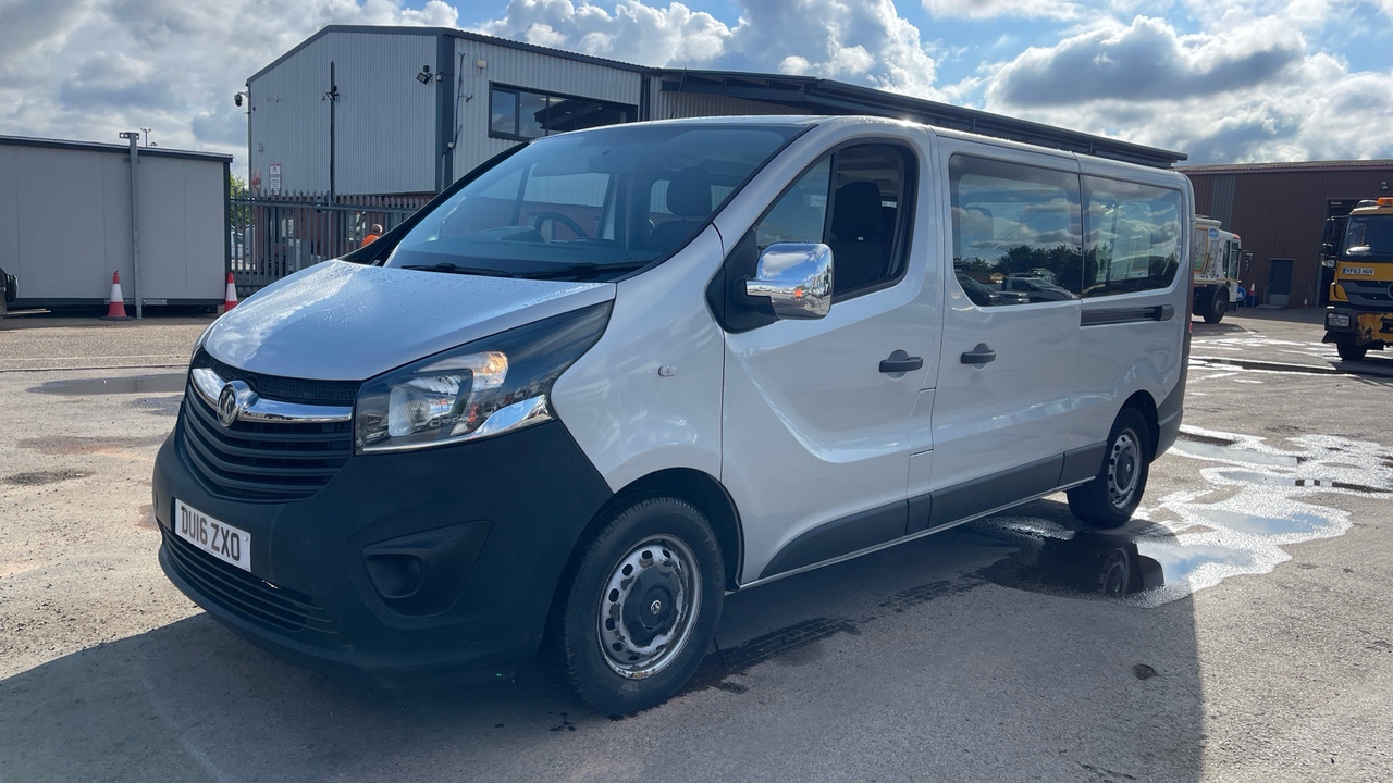 VAUXHALL VIVARO 2900 1.6 CDTI BITURBO 125PS - Minibus, Passenger van: picture 2 VAUXHALL VIVARO 2900 1.6 CDTI BITURBO 125PS - Minibus, Passenger van: picture 2