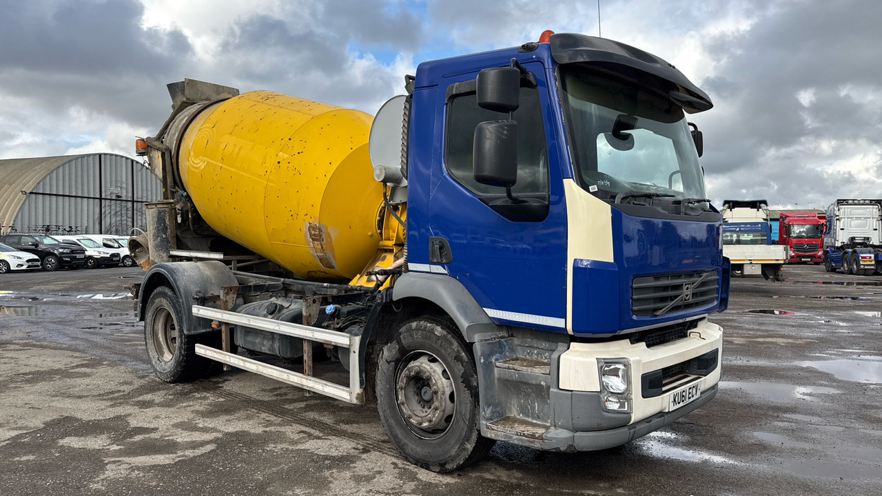 VOLVO FL 240 - Concrete mixer truck: picture 1 VOLVO FL 240 - Concrete mixer truck: picture 1