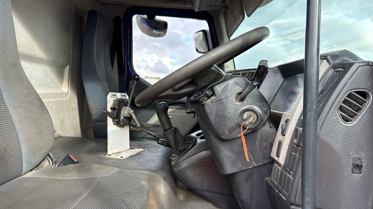 VOLVO FL 240 - Concrete mixer truck: picture 5 VOLVO FL 240 - Concrete mixer truck: picture 5