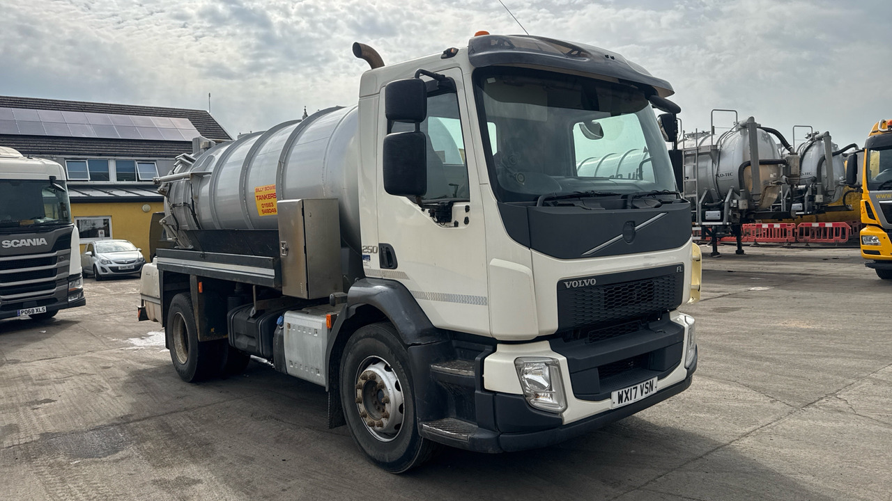 VOLVO FL 250 - Vacuum truck: picture 1 VOLVO FL 250 - Vacuum truck: picture 1