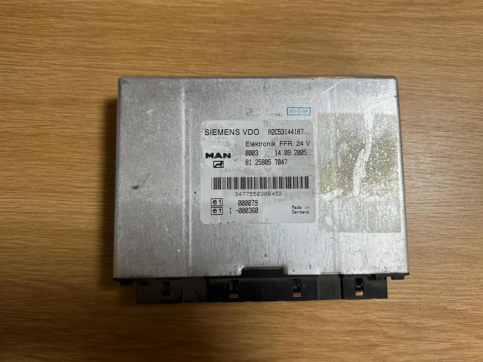 MAN SIEMENS VDO ELEKTRONIK FFR Steuergerät 81.25805.7047 - ECU for Truck: picture 1 MAN SIEMENS VDO ELEKTRONIK FFR Steuergerät 81.25805.7047 - ECU for Truck: picture 1