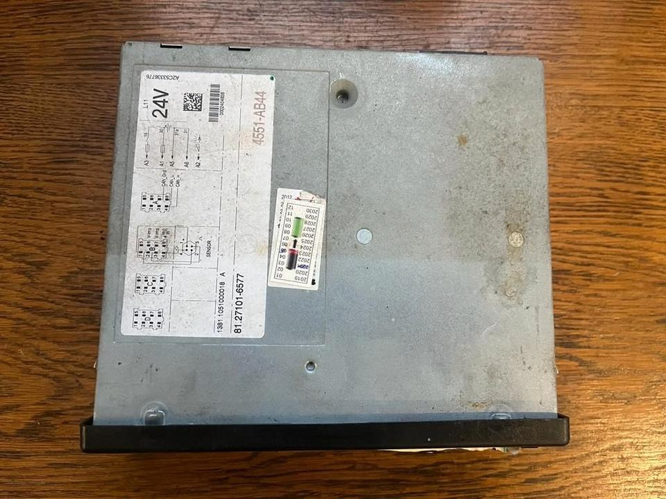 MAN TGX Tachograph 81.27101-6577 - Tachograph for Truck: picture 4 MAN TGX Tachograph 81.27101-6577 - Tachograph for Truck: picture 4