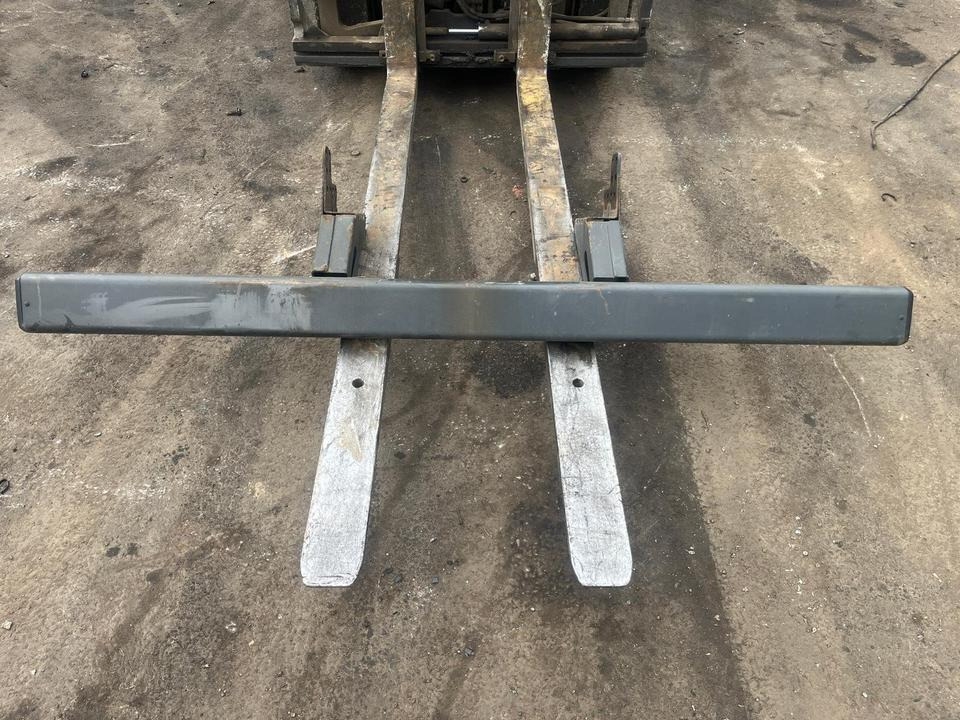 Mercedes Actros MP4 Unterfahrschutz - Body and exterior for Truck: picture 1 Mercedes Actros MP4 Unterfahrschutz - Body and exterior for Truck: picture 1