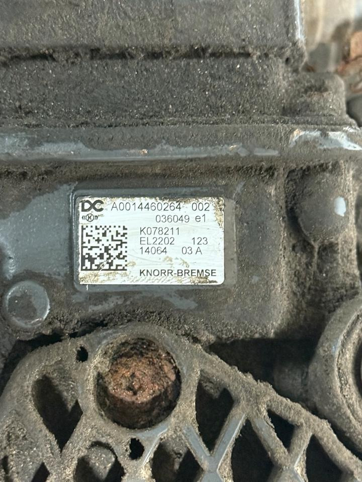 Mercedes KNORR-BREMSE Lufttrockner A0014460264 K078211 - Brake accessory for Truck: picture 2 Mercedes KNORR-BREMSE Lufttrockner A0014460264 K078211 - Brake accessory for Truck: picture 2