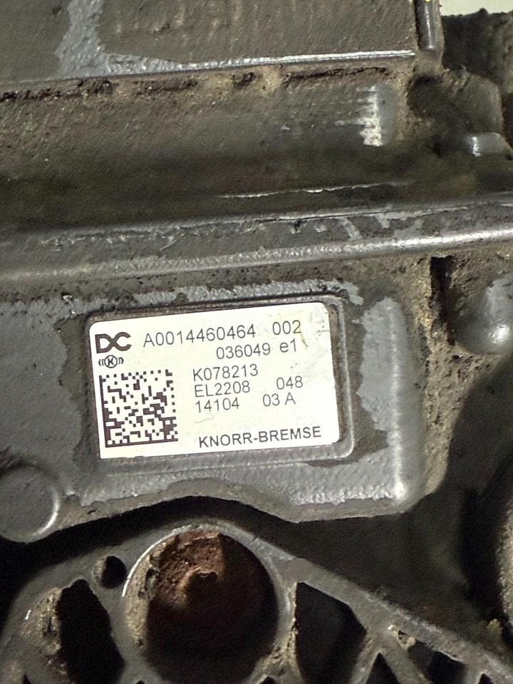 Mercedes KNORR-BREMSE Lufttrockner A0014460464 K078213 - Brake accessory for Truck: picture 3 Mercedes KNORR-BREMSE Lufttrockner A0014460464 K078213 - Brake accessory for Truck: picture 3