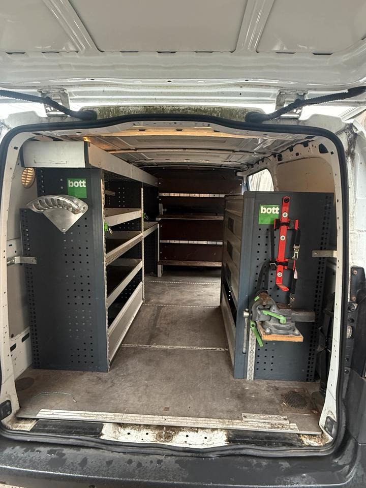 Fahrzeugeinrichtung ( Regale ) Mercedes Vito - Spare parts for Truck: picture 3 Fahrzeugeinrichtung ( Regale ) Mercedes Vito - Spare parts for Truck: picture 3