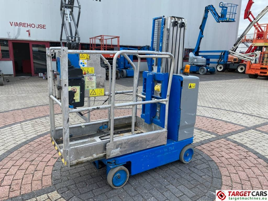 Genie GR-20 RunAbout Electric Vertical Mast Lift 802cm  - Vertical mast lift: picture 1 Genie GR-20 RunAbout Electric Vertical Mast Lift 802cm  - Vertical mast lift: picture 1