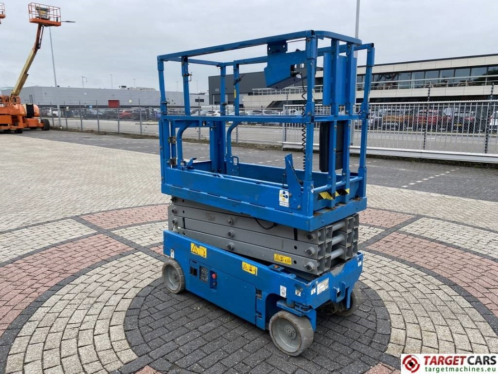 Genie GS-1932 Electric Scissor Work Lift 779cm - Scissor lift: picture 2 Genie GS-1932 Electric Scissor Work Lift 779cm - Scissor lift: picture 2