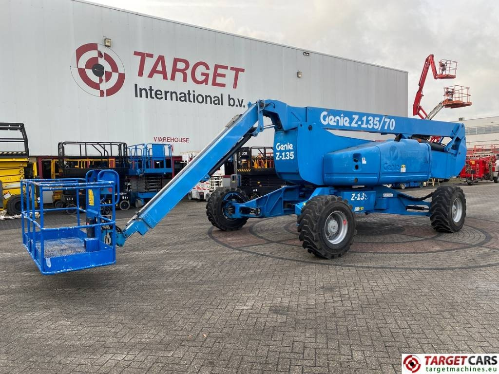 Genie Z-135/70 Articulated 4x4x4 Diesel Boom Lift 4315cm - Articulated boom: picture 1 Genie Z-135/70 Articulated 4x4x4 Diesel Boom Lift 4315cm - Articulated boom: picture 1