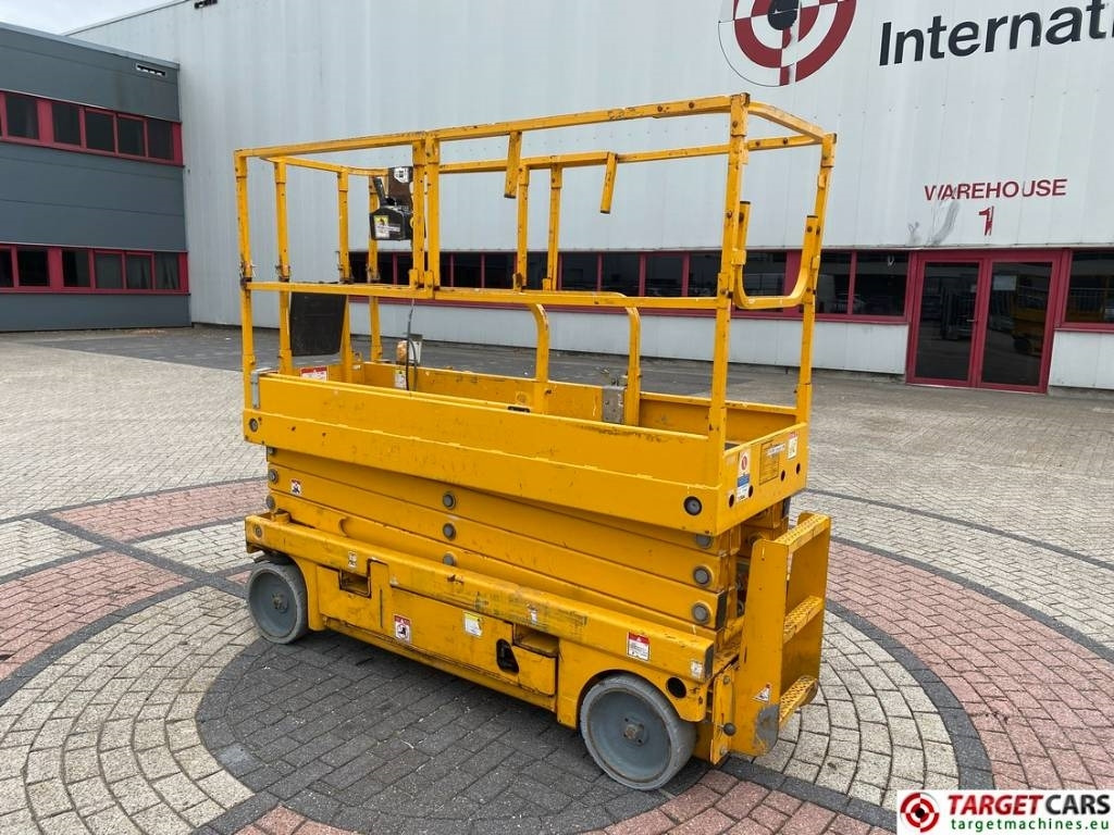Haulotte Compact 10N Electric Scissor Work Lift 1000cm - Scissor lift: picture 4 Haulotte Compact 10N Electric Scissor Work Lift 1000cm - Scissor lift: picture 4