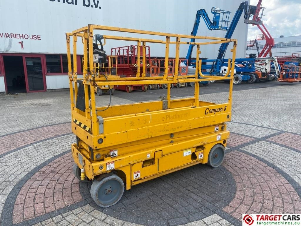 Haulotte Compact 8 Electric Scissor Work Lift 818cm - Scissor lift: picture 1 Haulotte Compact 8 Electric Scissor Work Lift 818cm - Scissor lift: picture 1