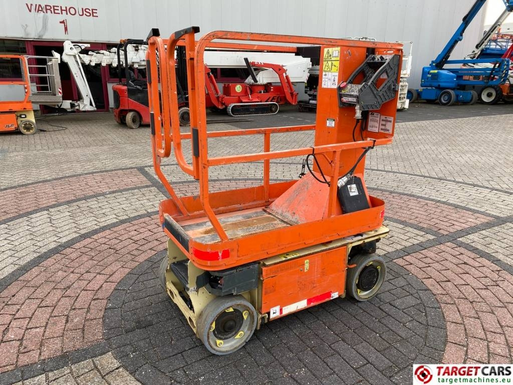 JLG 1230ES Electric Vertical Mast Work Lift 566cm - Vertical mast lift: picture 1 JLG 1230ES Electric Vertical Mast Work Lift 566cm - Vertical mast lift: picture 1