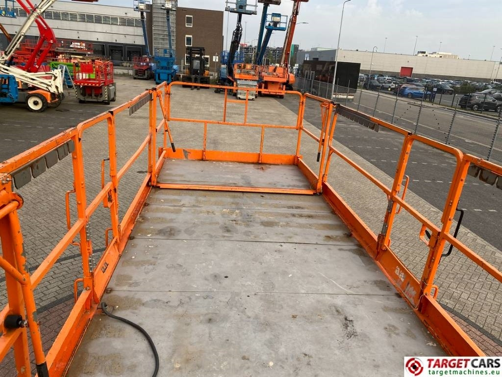 Scissor lift JLG 4394RT Diesel 4x4 Scissor Work Lift 1511cm: picture 15