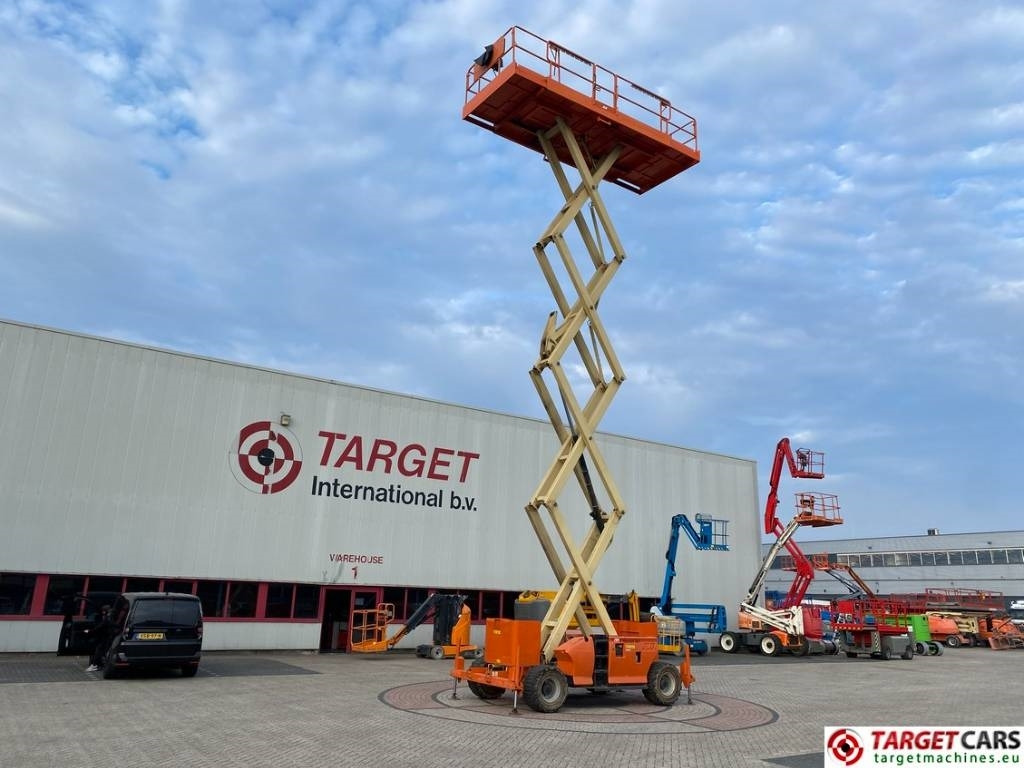 Scissor lift JLG 4394RT Diesel 4x4 Scissor Work Lift 1511cm: picture 6
