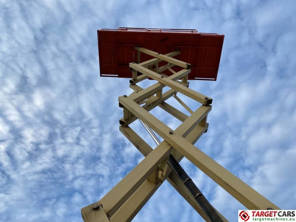 Scissor lift JLG 4394RT Diesel 4x4 Scissor Work Lift 1511cm: picture 28