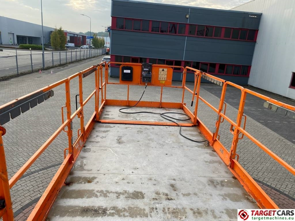 Scissor lift JLG 4394RT Diesel 4x4 Scissor Work Lift 1511cm: picture 8