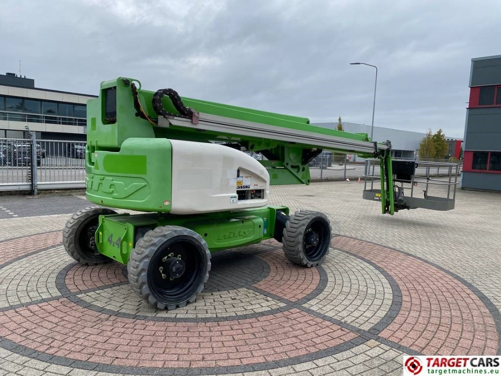 Niftylift HR28 HyBrid Articulated 4x4 Boom Work Lift 2800cm - Articulated boom: picture 3 Niftylift HR28 HyBrid Articulated 4x4 Boom Work Lift 2800cm - Articulated boom: picture 3