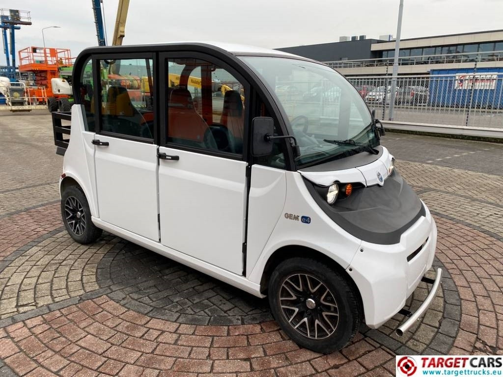 Polaris E4 Electric UTV Vehicle - Golf cart: picture 3 Polaris E4 Electric UTV Vehicle - Golf cart: picture 3