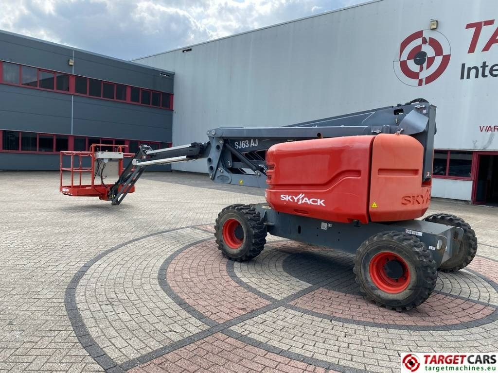 SkyJack SJ63AJ Articulated 4x4 Diesel Boom WorkLift 2136cm - Articulated boom: picture 4 SkyJack SJ63AJ Articulated 4x4 Diesel Boom WorkLift 2136cm - Articulated boom: picture 4