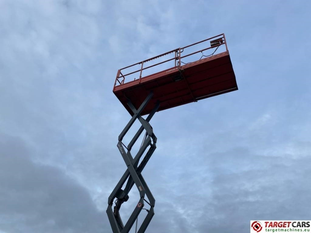 Scissor lift SkyJack SJ6826 RT Diesel 4x4 Scissor Work Lift 992cm: picture 32