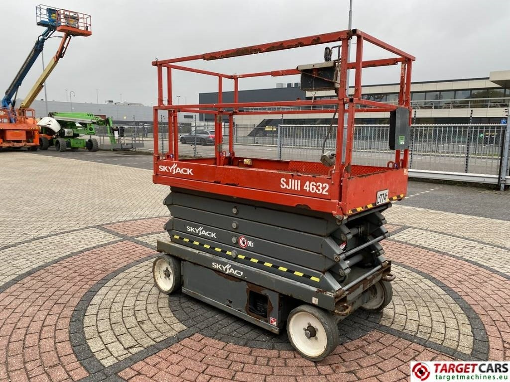 SkyJack SJIII-4632 Electric 4632 Scissor Work Lift 1170cm - Scissor lift: picture 2 SkyJack SJIII-4632 Electric 4632 Scissor Work Lift 1170cm - Scissor lift: picture 2