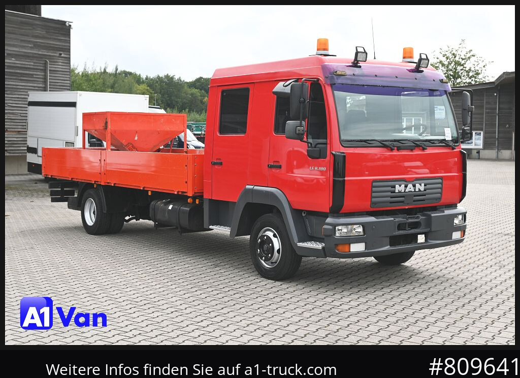 MAN MAN LE 8.180 Pritsche Doka, Automatik, AHK, 6-Sitzer - Open body delivery van: picture 1 MAN MAN LE 8.180 Pritsche Doka, Automatik, AHK, 6-Sitzer - Open body delivery van: picture 1