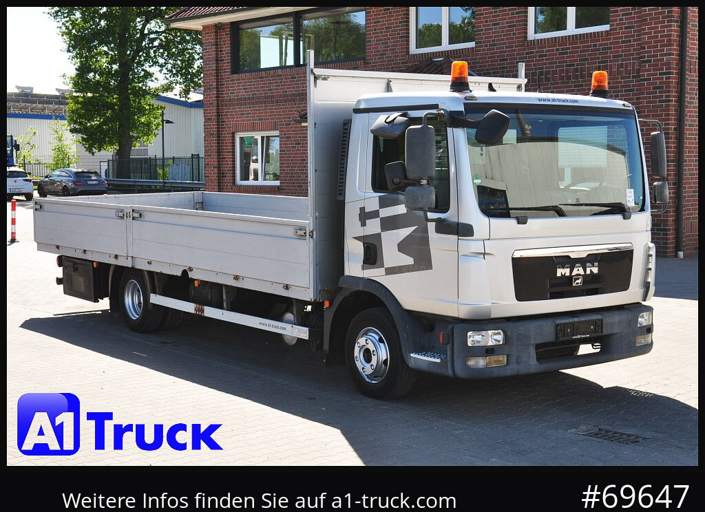 MAN TGL 8,220, Pritsche offen, L6400mm, AHK, - Open body delivery van: picture 1 MAN TGL 8,220, Pritsche offen, L6400mm, AHK, - Open body delivery van: picture 1