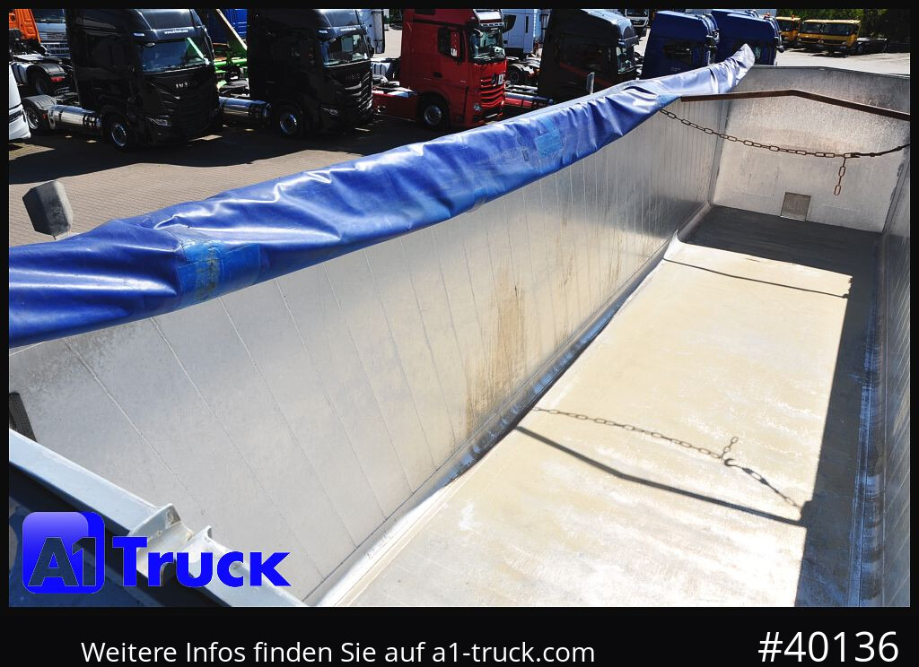 SCHMITZ SKI 24, SL 9.6 Lift, ca. 50m³ - Tipper semi-trailer: picture 4 SCHMITZ SKI 24, SL 9.6 Lift, ca. 50m³ - Tipper semi-trailer: picture 4