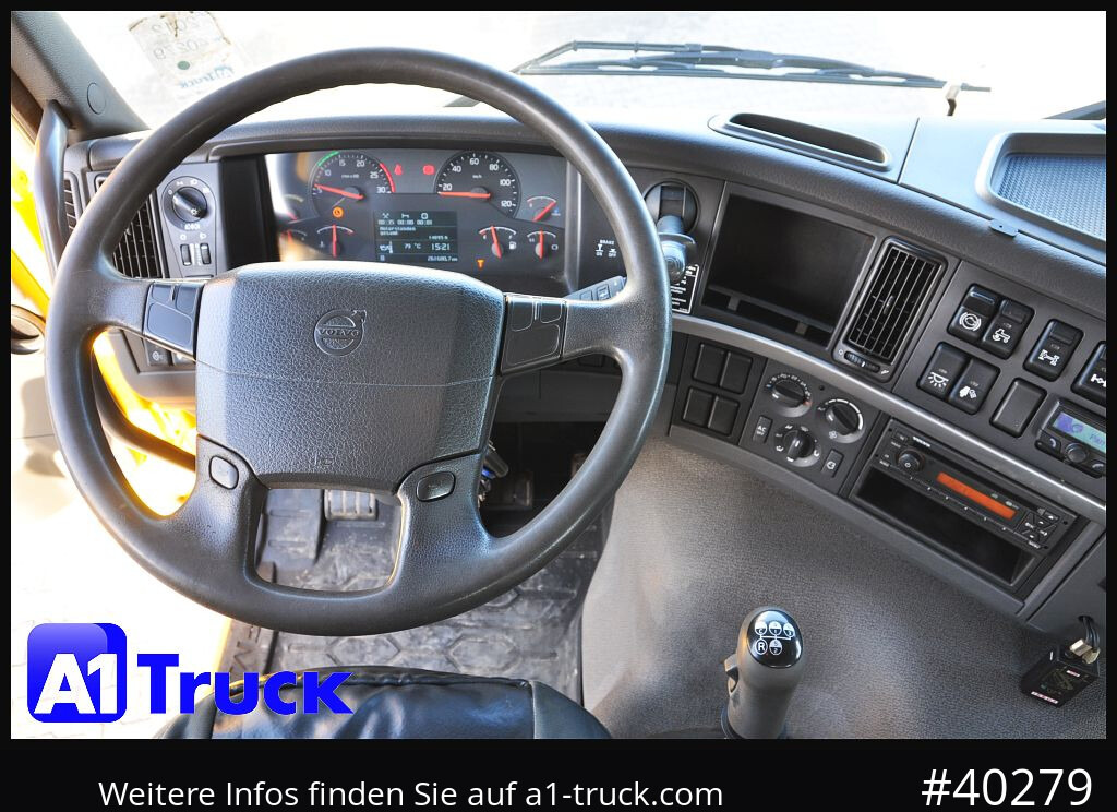 VOLVO FMX 330 Singel Tire 4x4 Blatt/Blatt Fassi F 135 - Crane truck, Dropside/ Flatbed truck: picture 5 VOLVO FMX 330 Singel Tire 4x4 Blatt/Blatt Fassi F 135 - Crane truck, Dropside/ Flatbed truck: picture 5