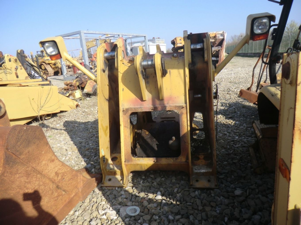 Caterpillar 962H TELAIO ANTERIORE - Frame/ Chassis for Construction machinery: picture 2 Caterpillar 962H TELAIO ANTERIORE - Frame/ Chassis for Construction machinery: picture 2