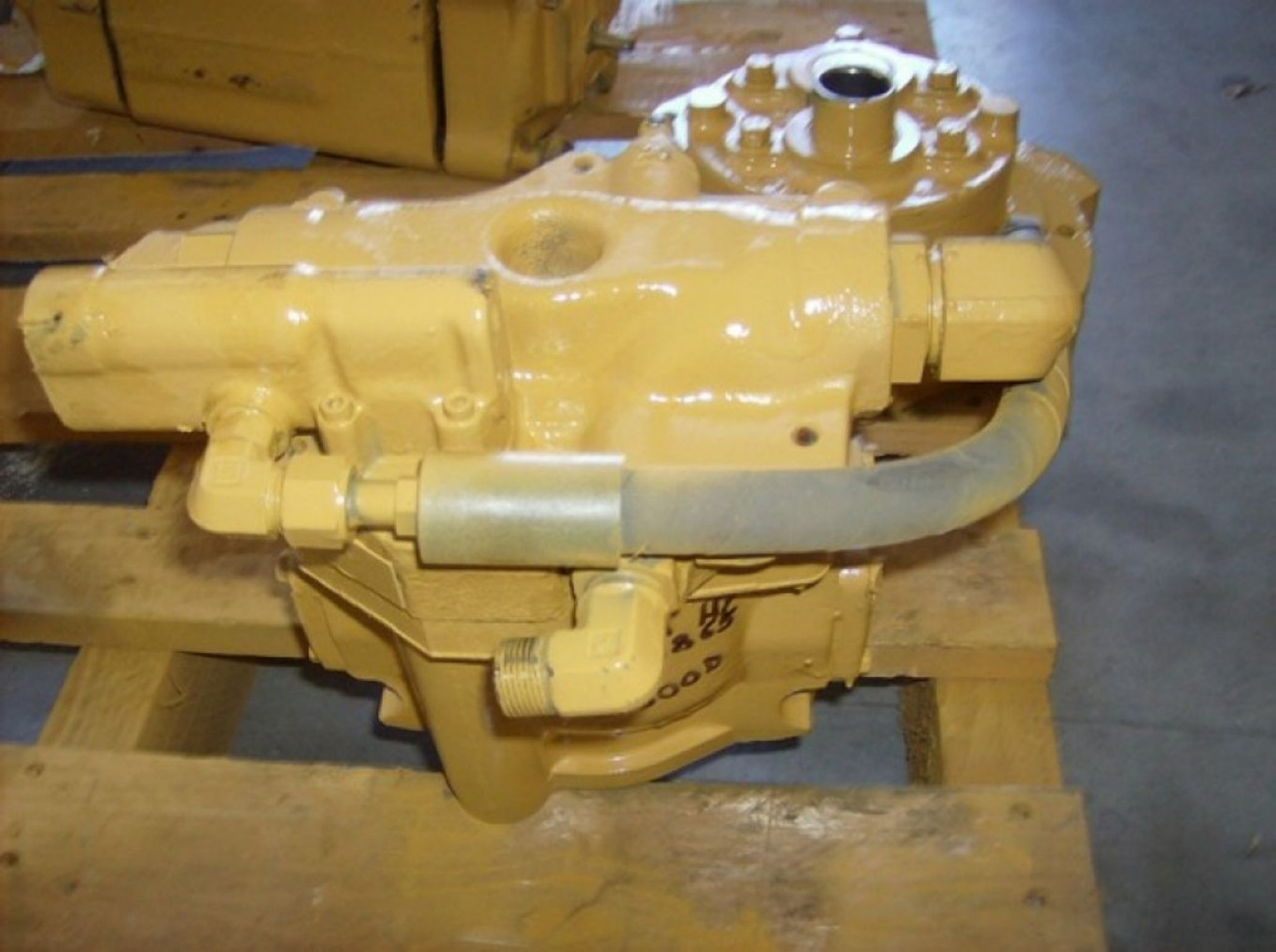 Caterpillar D300D POMPA IDRAULICA - Hydraulic pump for Construction machinery: picture 1 Caterpillar D300D POMPA IDRAULICA - Hydraulic pump for Construction machinery: picture 1