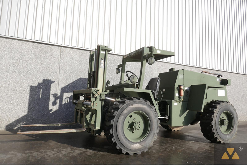 Case M4K Ex-army - Rough terrain forklift: picture 3 Case M4K Ex-army - Rough terrain forklift: picture 3