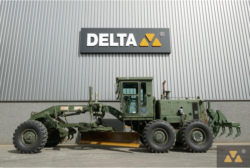 Caterpillar 130G Ex-army - Grader: picture 1 Caterpillar 130G Ex-army - Grader: picture 1