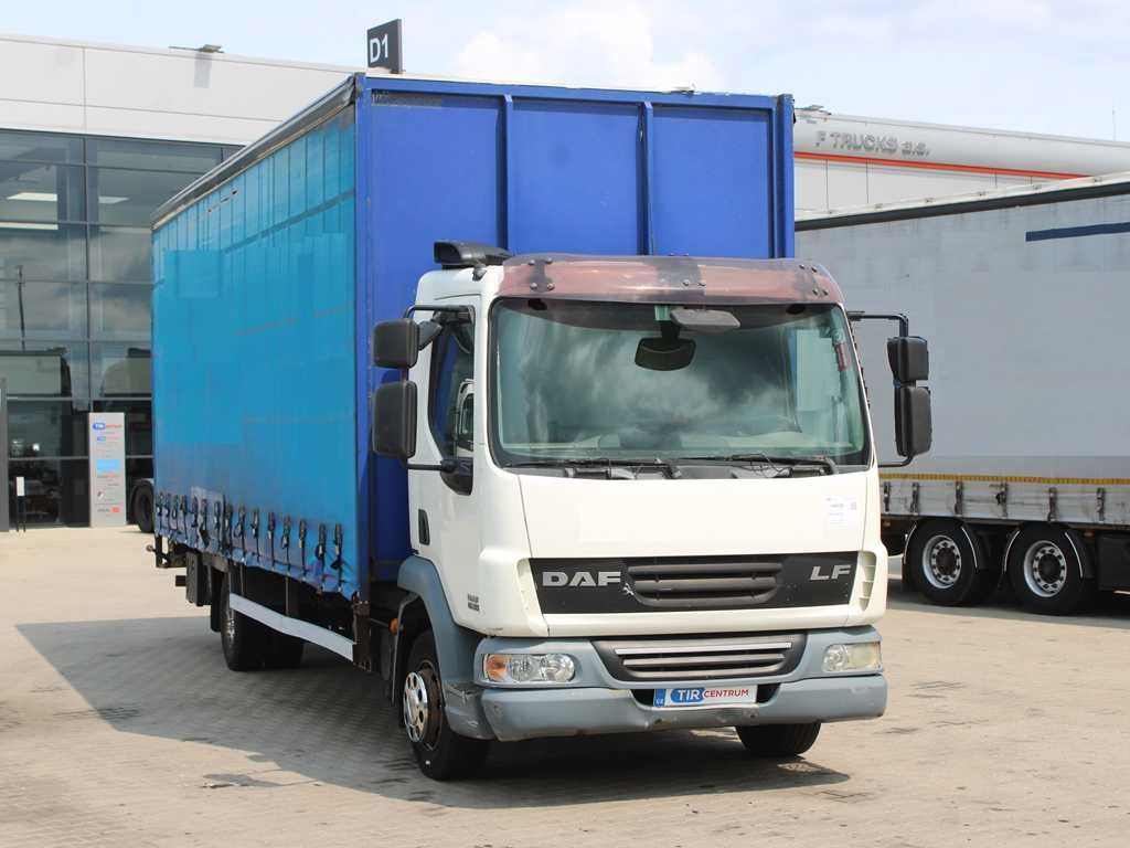 DAF FA LF 45, EURO 5, TAIL LIFT - Curtain side truck: picture 2 DAF FA LF 45, EURO 5, TAIL LIFT - Curtain side truck: picture 2
