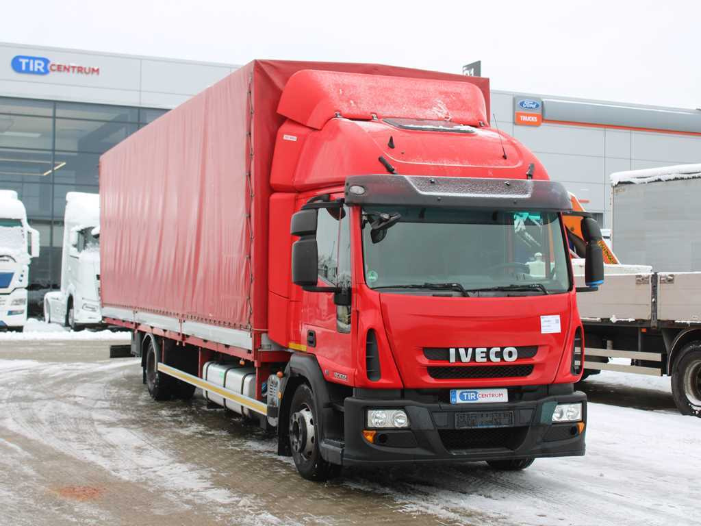 Iveco EUROCARGO 120E22, EURO 5, SIDE PANEL - Curtain side truck: picture 3 Iveco EUROCARGO 120E22, EURO 5, SIDE PANEL - Curtain side truck: picture 3