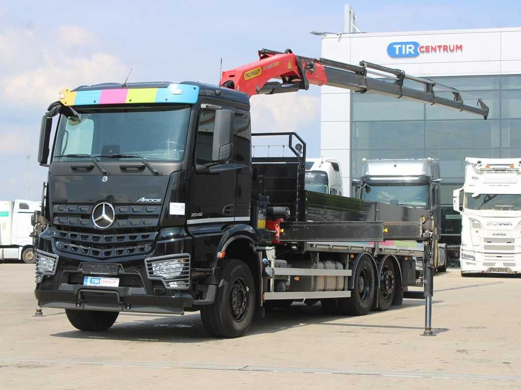 Mercedes-Benz Arocs 2542, 6X2, EURO 6, CAMERA, PALFINGER PK 24 - Crane truck: picture 1 Mercedes-Benz Arocs 2542, 6X2, EURO 6, CAMERA, PALFINGER PK 24 - Crane truck: picture 1