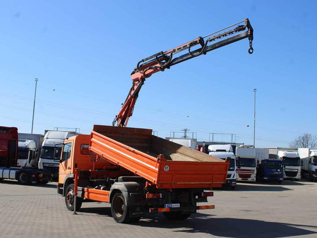 Mercedes-Benz Atego 1523, HYDRAULIC ARM ATLAS 60.1, THREE-SIDED - Tipper, Crane truck: picture 5 Mercedes-Benz Atego 1523, HYDRAULIC ARM ATLAS 60.1, THREE-SIDED - Tipper, Crane truck: picture 5