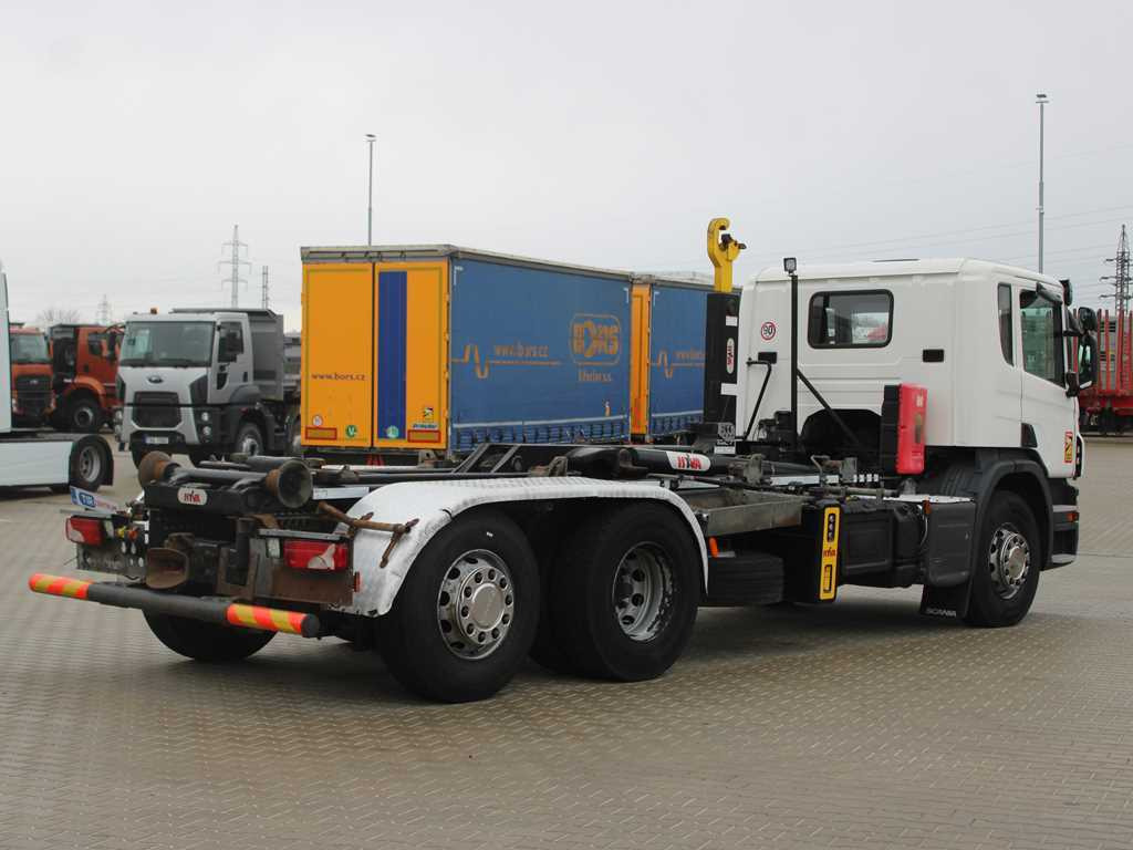Scania P410, EURO 6, 6X2, CONTAINER HOOK CARRIER, LIFTING AXLE - Hook lift truck: picture 4 Scania P410, EURO 6, 6X2, CONTAINER HOOK CARRIER, LIFTING AXLE - Hook lift truck: picture 4