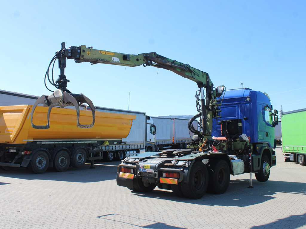 Scania R420, 6x4, EURO 3, HYDRAULIC ARM LOGLIFT F135ZT94A, LIGHTS - Tractor truck: picture 4 Scania R420, 6x4, EURO 3, HYDRAULIC ARM LOGLIFT F135ZT94A, LIGHTS - Tractor truck: picture 4