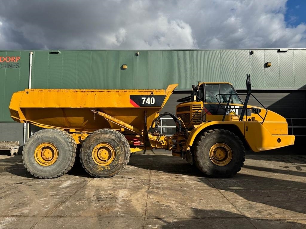 CAT 740 - Mini dumper: picture 2 CAT 740 - Mini dumper: picture 2