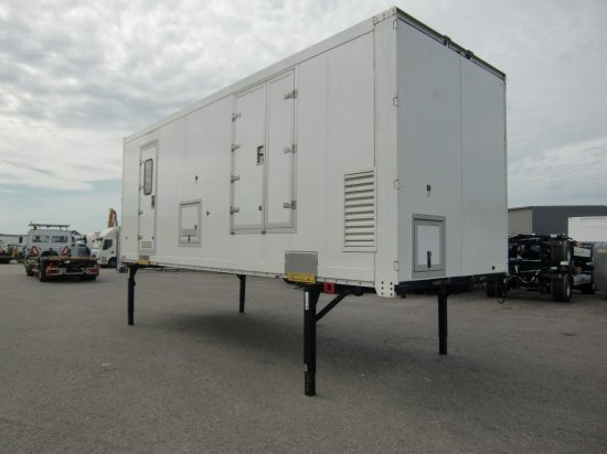 Krone Wechselpritsche 7,30 Meter Koffer Spezialaufbau, mobiler Messestand - Construction container: picture 5 Krone Wechselpritsche 7,30 Meter Koffer Spezialaufbau, mobiler Messestand - Construction container: picture 5